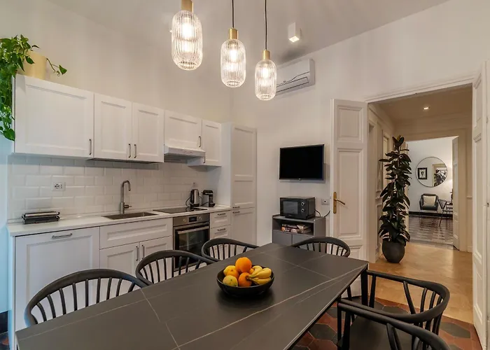 Appartement Toscana 5 - Fromhometorome *
